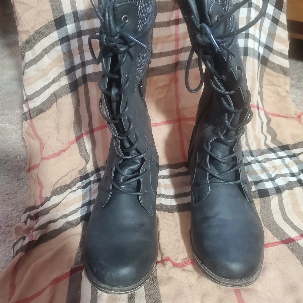 JustFab Black Lace-Up Women's Boots. Gentley Used Condition.